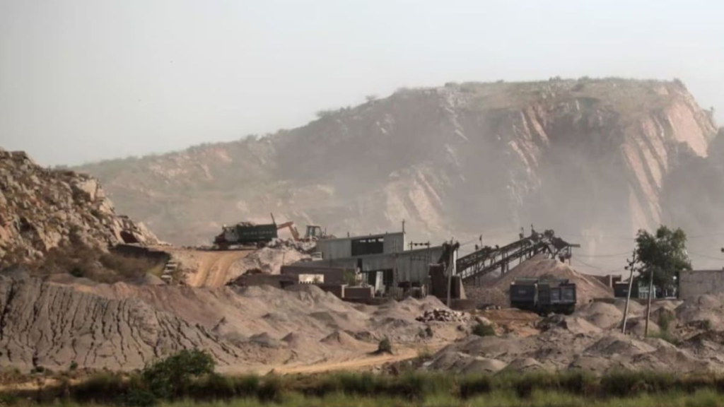 अरावली खनन मामला