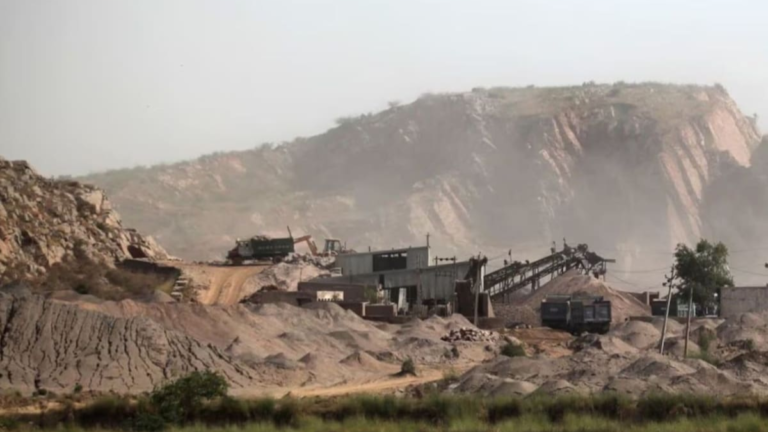 अरावली खनन मामला