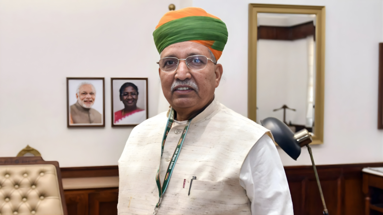 कानून मंत्री SLR