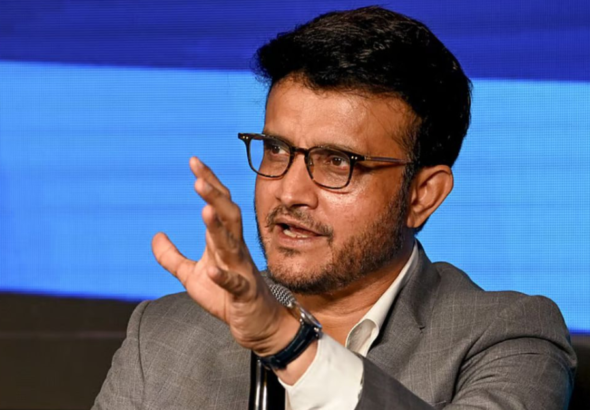 भारतीय क्रिकेटर सौरव गांगुली की मैच के दौरान तस्वीर