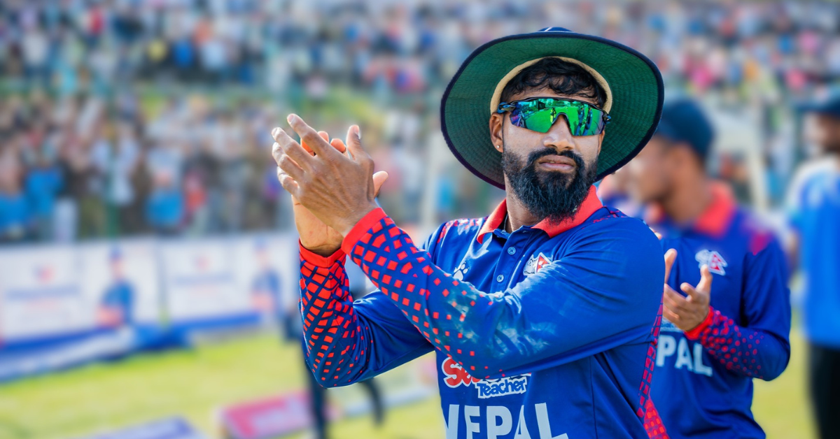 नेपाल के क्रिकेटर दीपेंद्र सिंह ऐरी बल्लेबाजी करते हुए