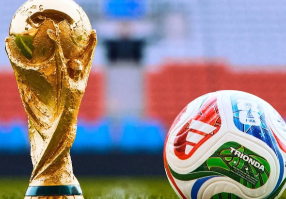 फुटबॉलर सन होङग-मिन 2026 में मैच के दौरान खेलते हुए