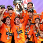 चेपॉक स्टेडियम में BBL ओपनर्स बल्लेबाजी करते हुए