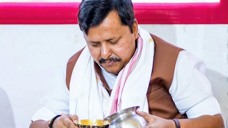 नितिन नवीन एंट्री