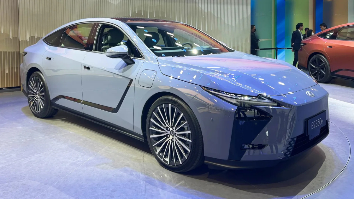 Lexus ES 500e EV