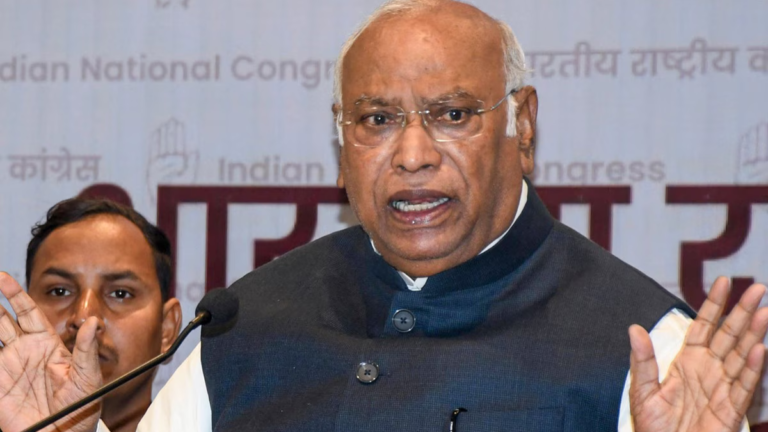 खरगे माफी बयान विवाद