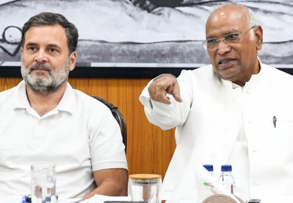 हरियाणा कांग्रेस विधायक सस्पेंड