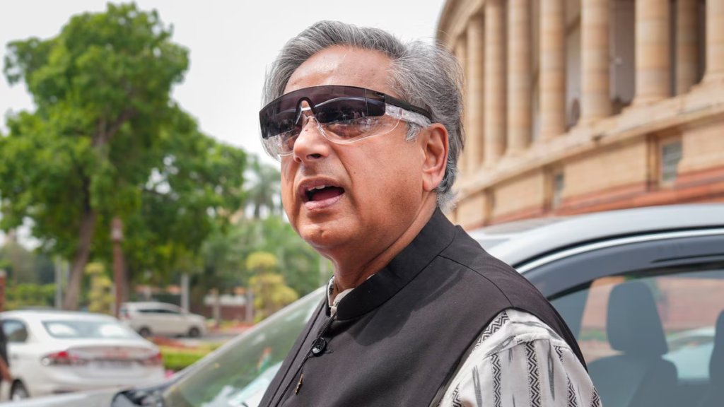 सतीशन CM बयान