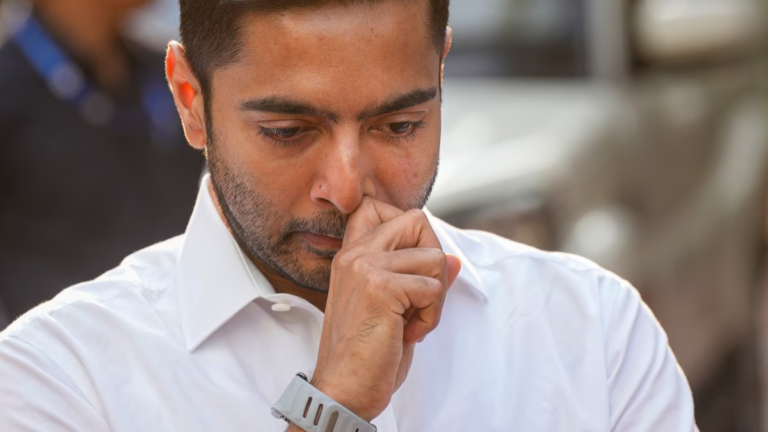 अभिषेक बनर्जी बुलडोजर