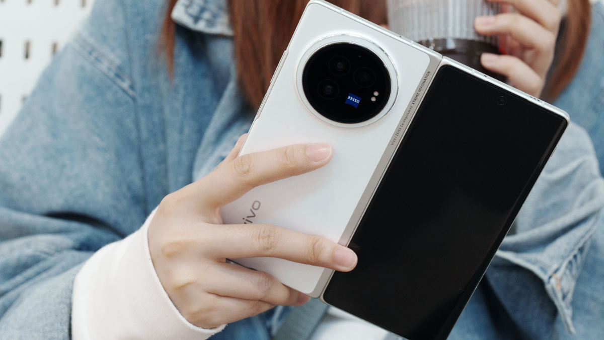 Vivo X Fold
