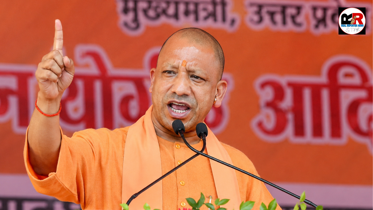 गोरखपुर में मुख्यमंत्री योगी आदित्यनाथ
