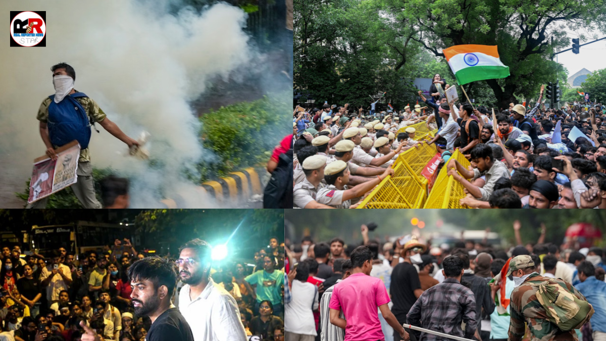'कॉकरोच जनता पार्टी' के प्रदर्शन